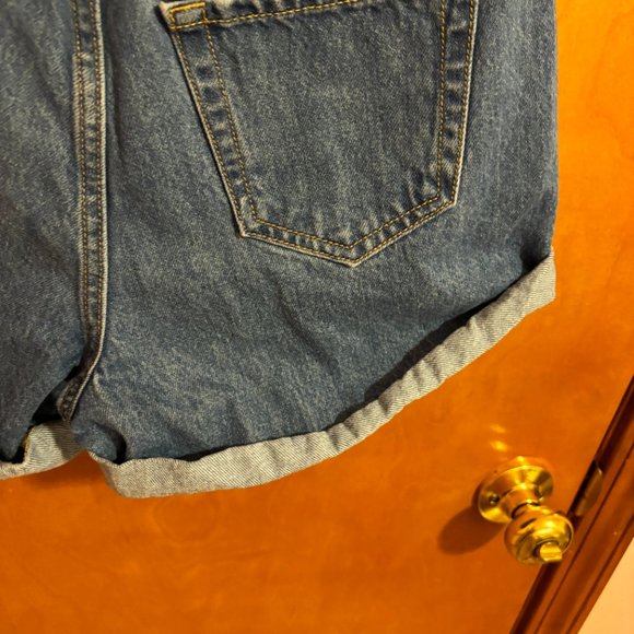 Wild Fable Highest Rise Mom Jean Shorts 'Happy' Womens 2/26R - Picture 14 of 16